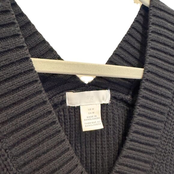 H&M Sweater Vest Black - Picture 3 of 3